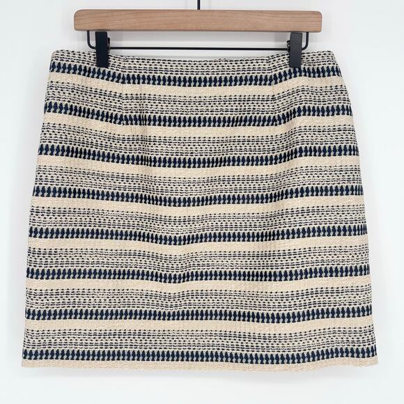 Banana Republic NWT Blue and Cream Jacquard Stripe Mini Skirt Size 12 - Picture 5 of 6